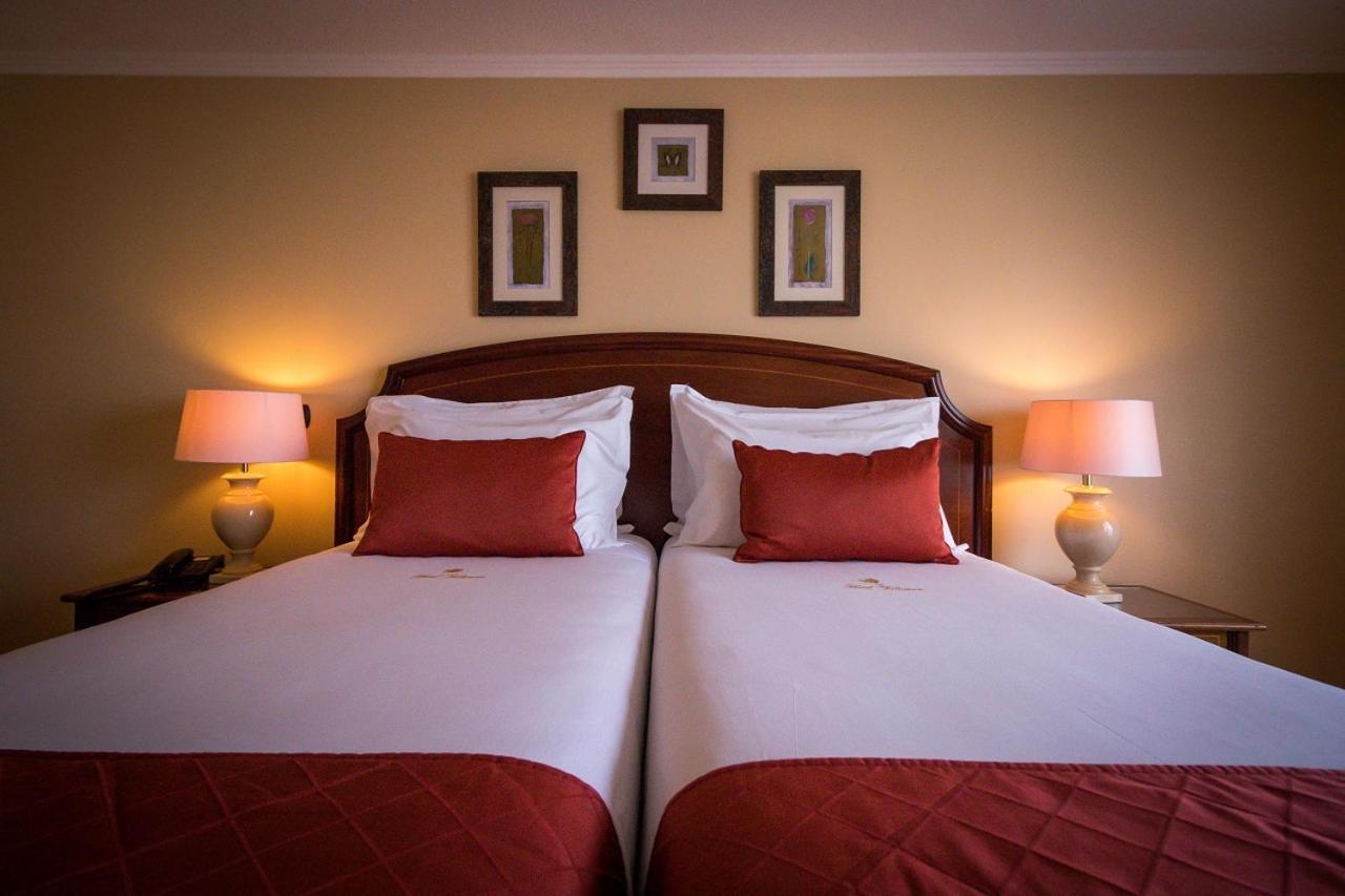 Hotel Talisman Ponta Delgada  Bagian luar foto